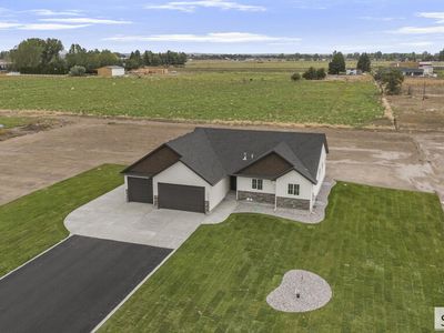 412 W 175 N