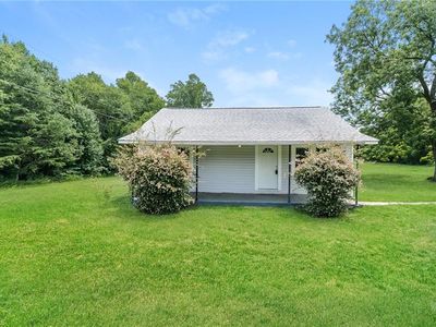 4329 Ellisboro Rd