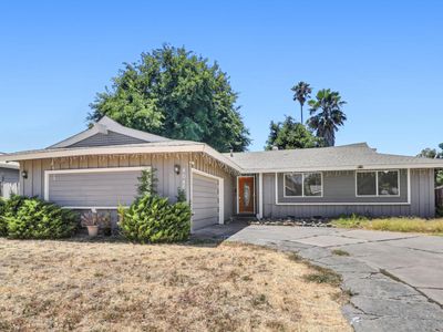 8046 Grandstaff Dr