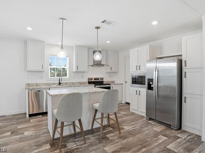 7 Birch Blvd