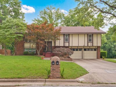 2081 E Adolphus Court
