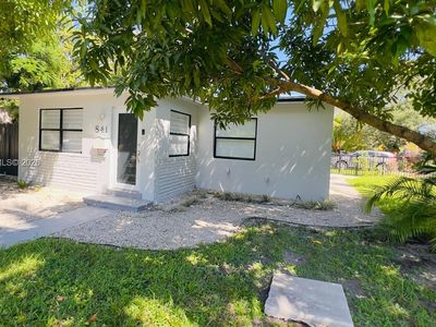 841 S 24th Ave