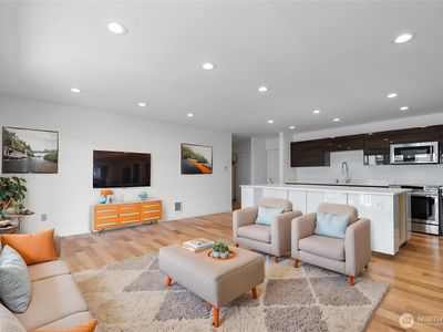 10129 Main Street #306