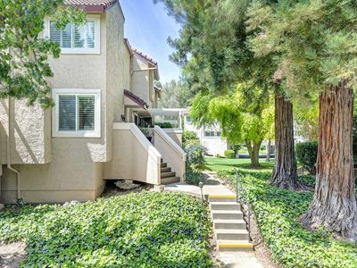 3092 Swallows Nest Dr