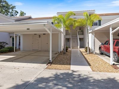 801 MONTROSE DRIVE #202