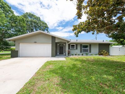 1461 S Hillcrest Ave