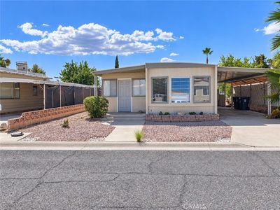 690 Santa Clara Cir