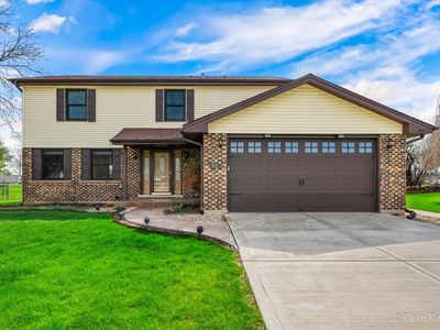 901 Garnet Cir
