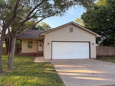 110 E 36th Ave