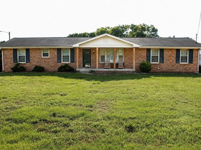 205 Ivy Dr
