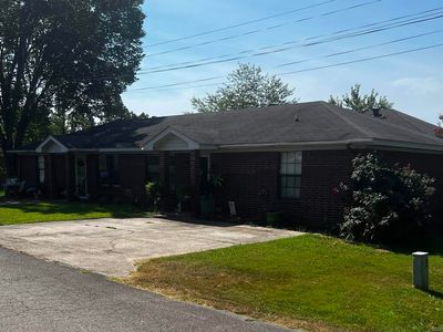 214 A & B Scen North St