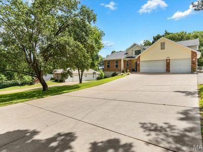 5478 Lehigh Ln