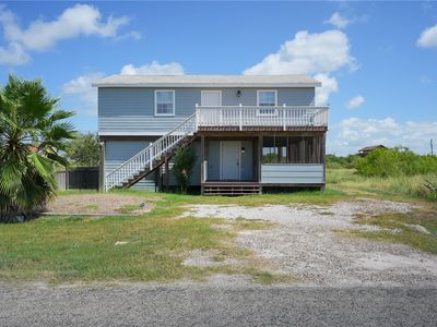 Property at 114 Shady Oak Ln, Rockport, TX