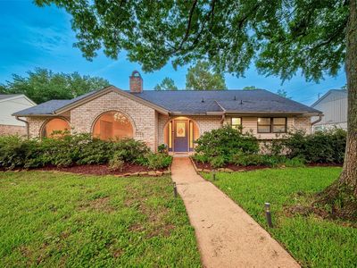 2514 Pine Village Dr