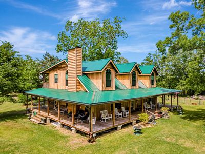 6935 Beau Chene Ln