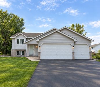674 Lois Ln