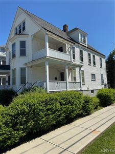 104 Elmwood Pl #102