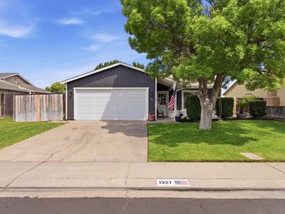 1327 Elena Dr