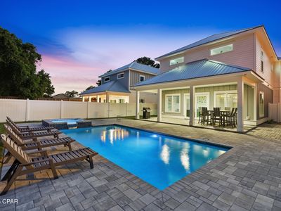 322 E Lakeshore Dr