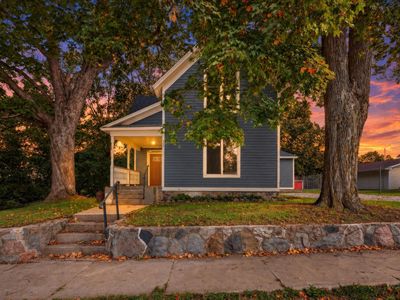 323 E Main St