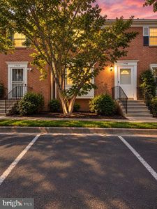Property at 7718 Trevino Ln, Falls Church, VA