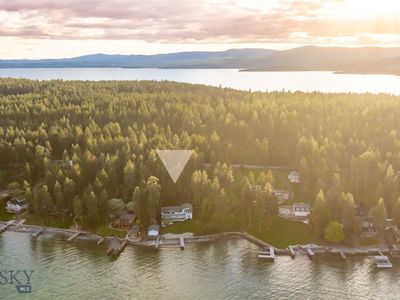 31582 N Finley Point Rd