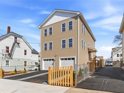 37 Webb St