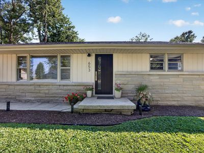 653 W Green Rd