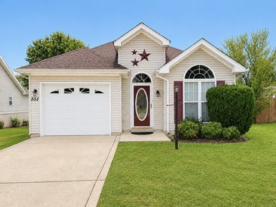 551 Albion Cir