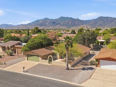 2566 INVERRARY Drive