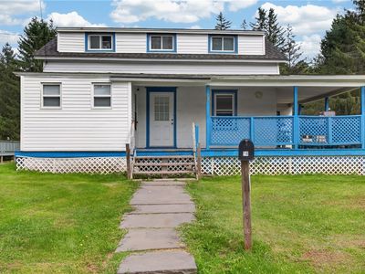 54 River St