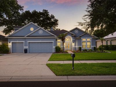 330 English Lake Dr