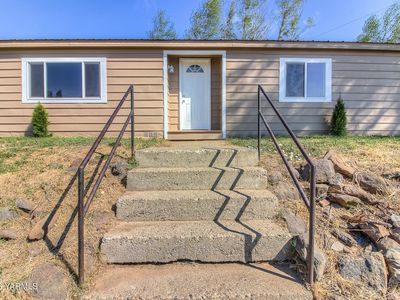 8935 Naches Heights Rd
