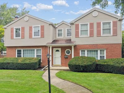 Property at 4312 Suffield Ct, Skokie, IL