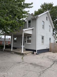 1637 Holloway Rd