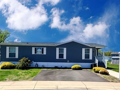 16 Easy Street