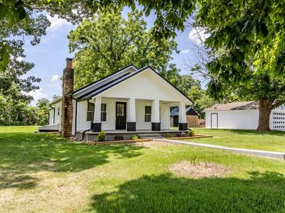 334 N Robin Hood Rd