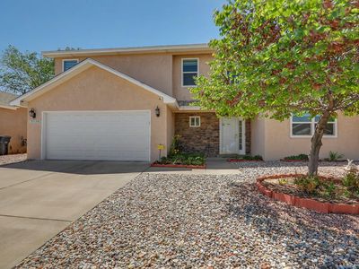 1905 Tierra Del Oso Pl NW