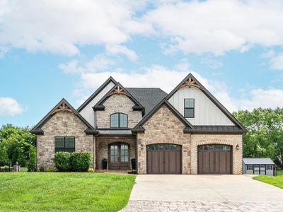 942 Leander Dr