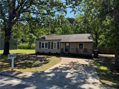 933 Michael Dr
