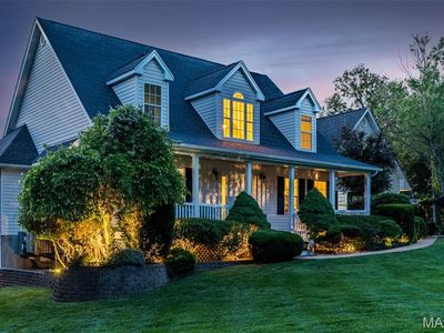 327 Hickory Spring Ln