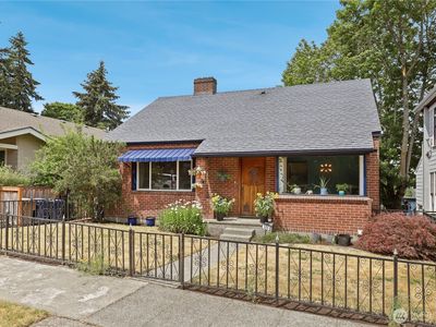 305 S 35th Street