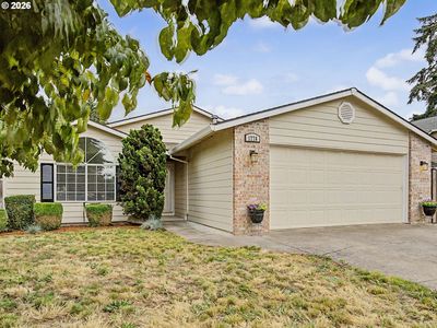 1778 NE Laurelwood Loop