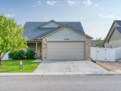 Property at 1306 Big Sky St, Gillette, WY