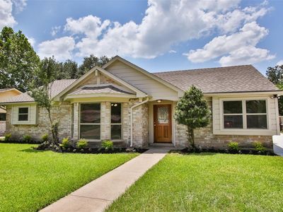 12863 Westleigh Dr
