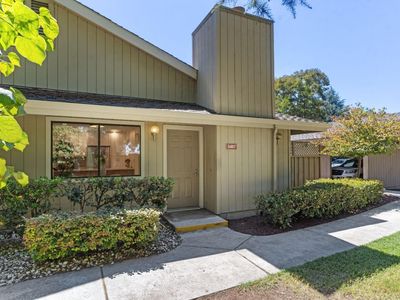5487 Makati Cir