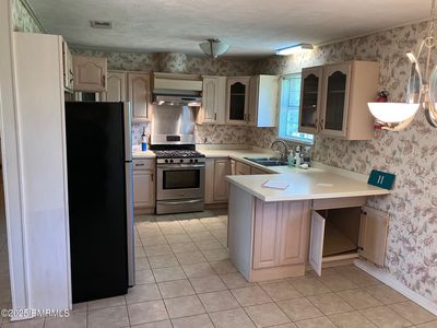 11 Matthew Jackson Rd