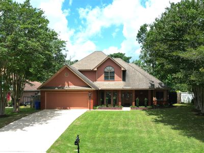 876 Running Brook Dr