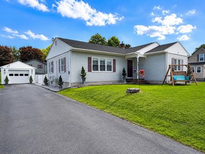 15 Lamothe Avenue