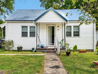 101 S Legion Cir